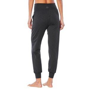 Beyond Yoga Heather Rib Midi Joggers Black Heather size M